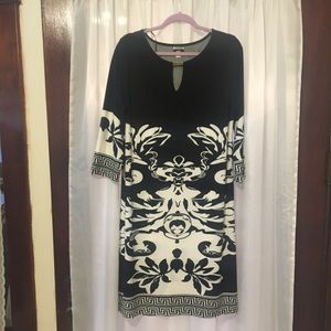 Haani Woman 1x gorgeous black and white dress